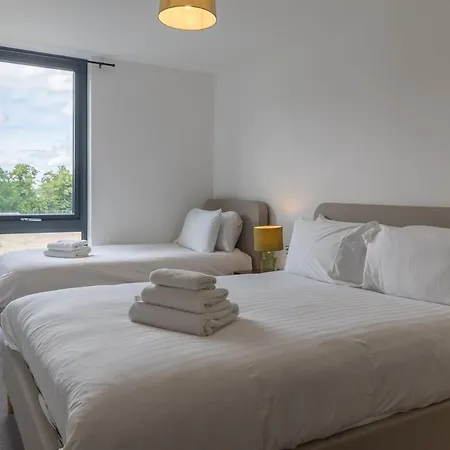 Apartment Minster View - Free Parking & Gym - Sleeps 5 *