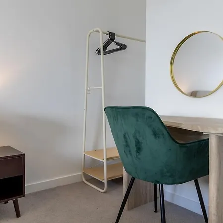 Minster View - Free Parking & Gym - Sleeps 5